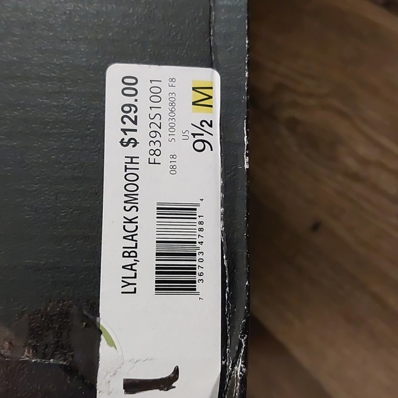 Naturalizer - Picture 7 of 7